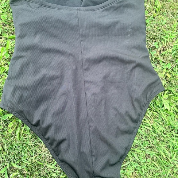 Shade & Shore Black One-Piece Swimsuit NWOT - Picture 3 of 5